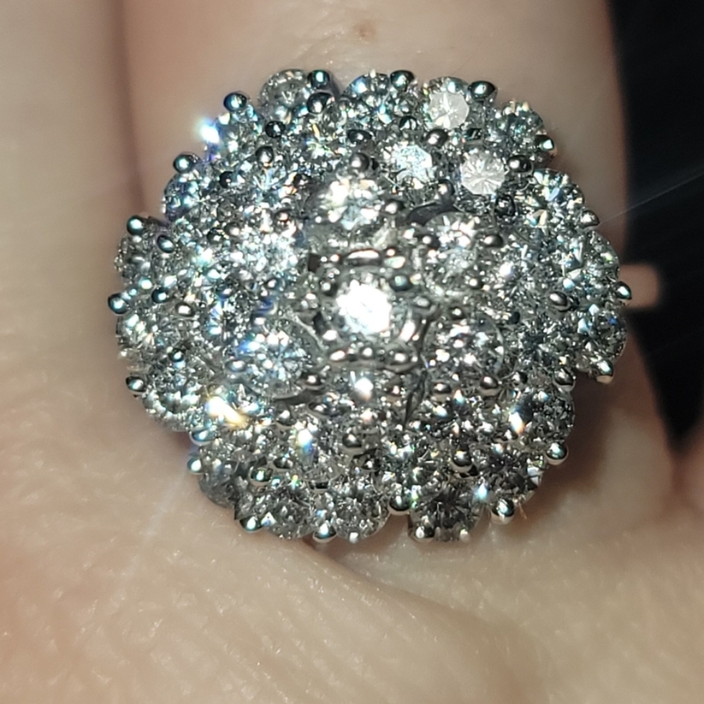 14k Diamond Cluster Ring By Exqusite 3.75 TCW  VVS1 F Color